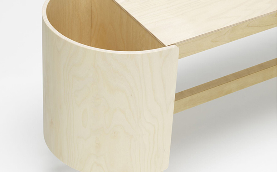 Artek Kiulu Bench