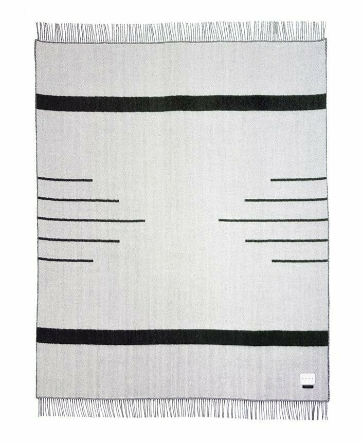 Blacksaw Rattlesnake Reversible Throw