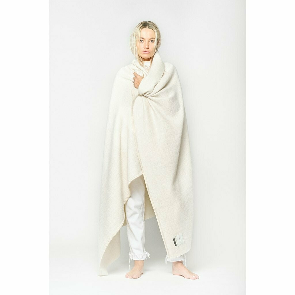 Blacksaw Lottalove Reversible Throw