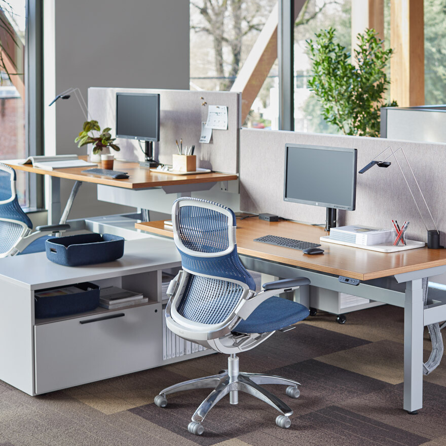 Knoll Generation Chair