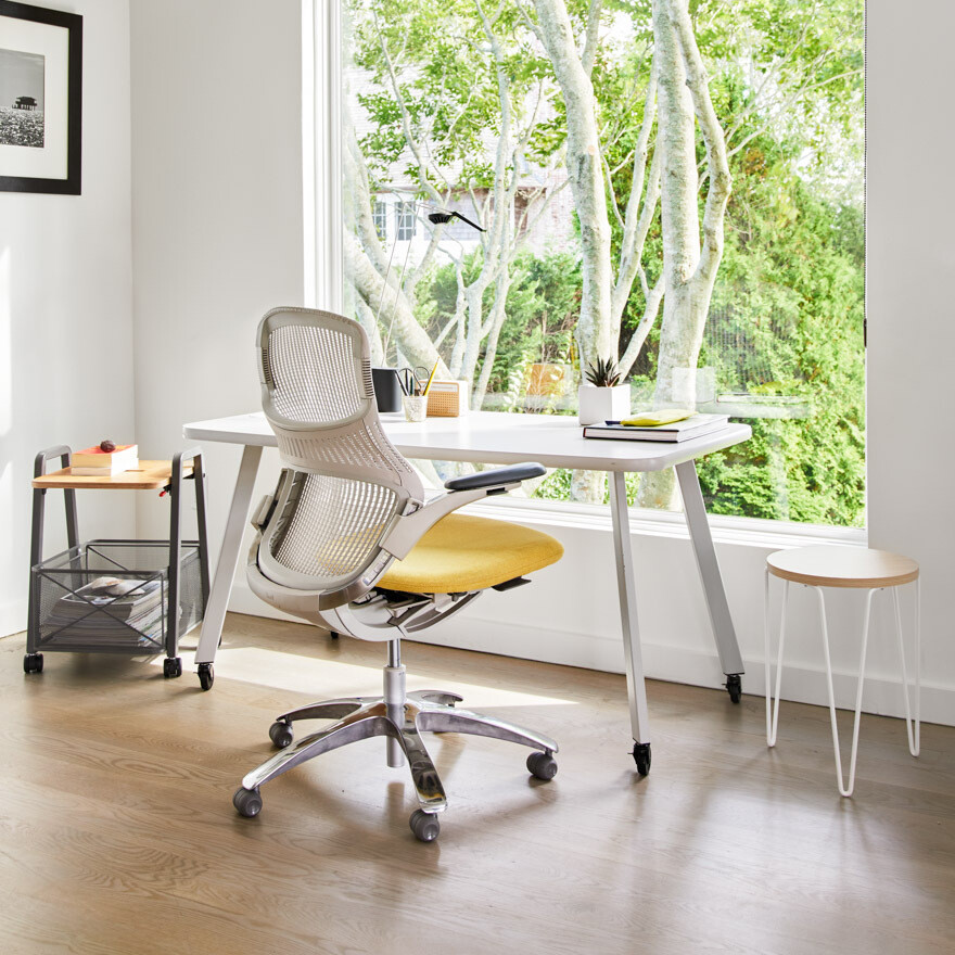 Knoll Generation Chair