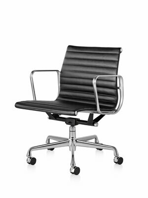 Herman Miller Eames® Aluminum Group Management Chair