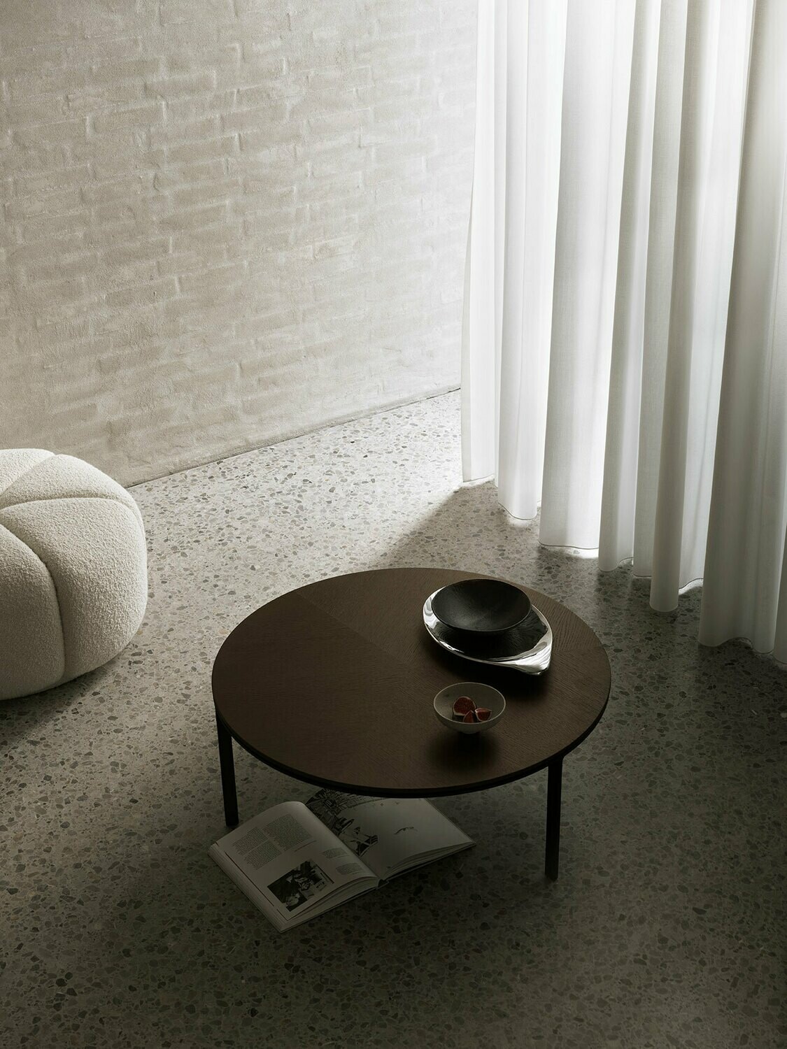 Vipp Coffee table Ø90