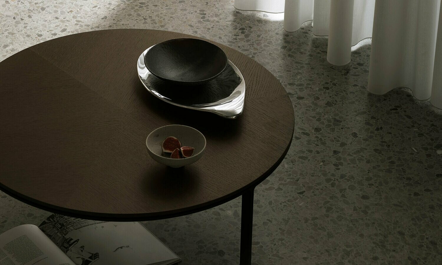 Vipp Coffee table Ø60
