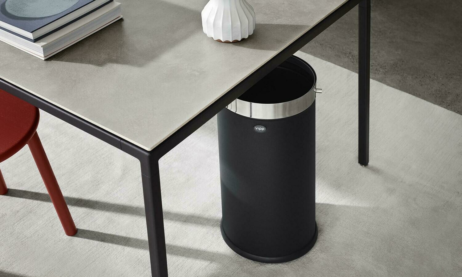 Vipp Table, medium