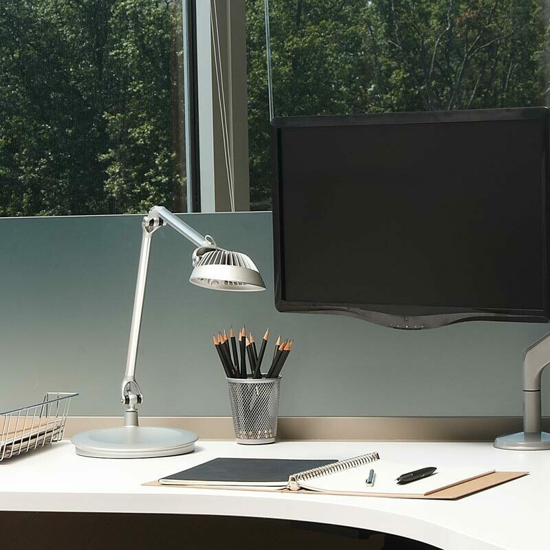 Humanscale Element Vision Desk Lamp