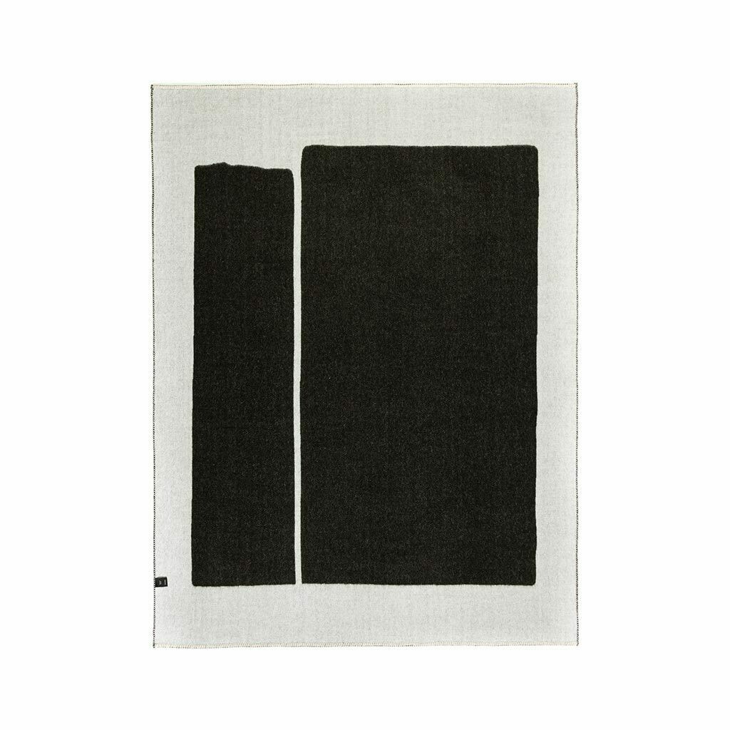 Blacksaw Generation Reversible Throw