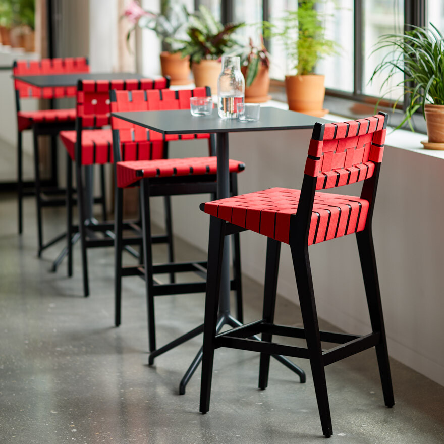 Knoll Risom Barstool