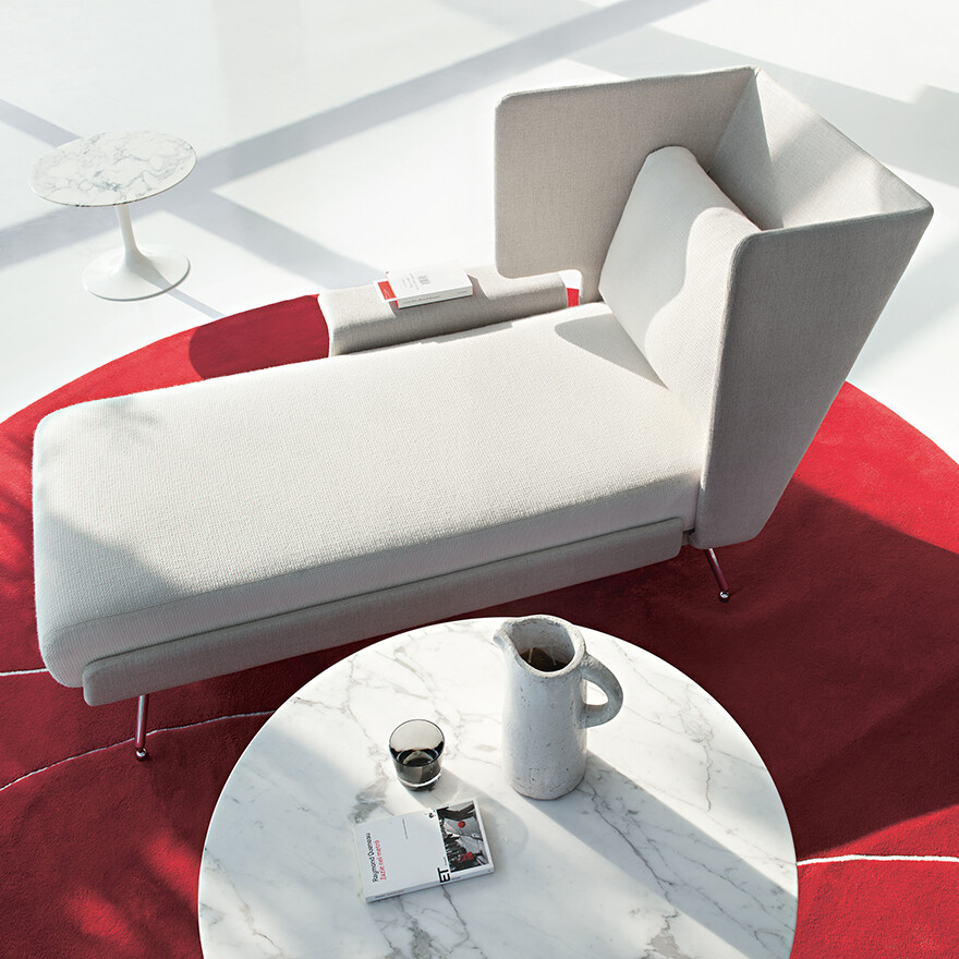 Knoll Saarinen 35&quot; Round Coffee Table