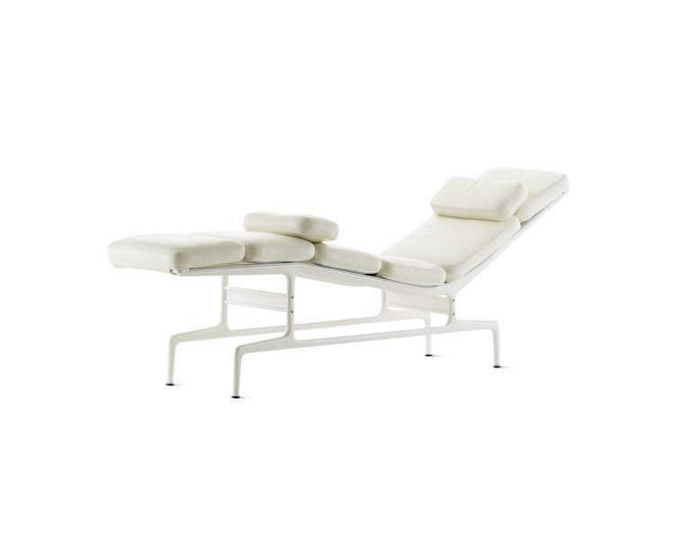 Herman Miller Eames® Chaise Herman Miller Eames® Chaise