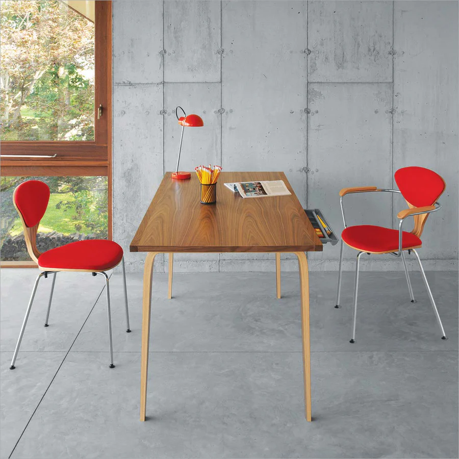 Cherner Metal Base Armchair – with seat and back pads