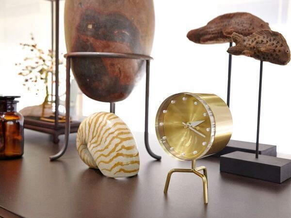 Vitra Tripod Clock