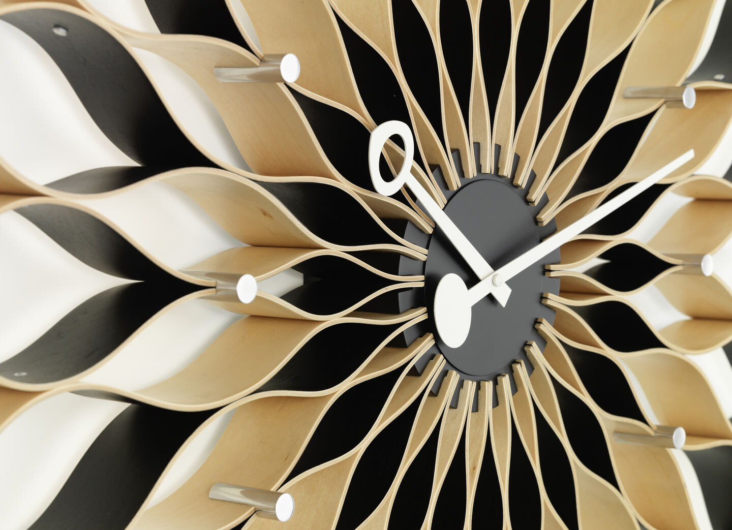 Vitra Sunflower Clock