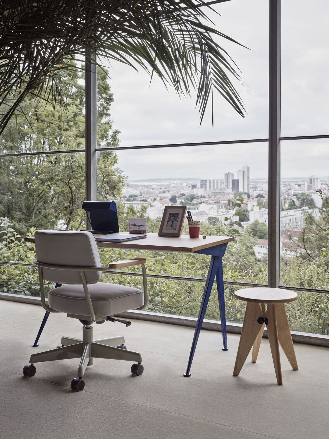 Vitra Fauteuil Direction Pivotant Chair