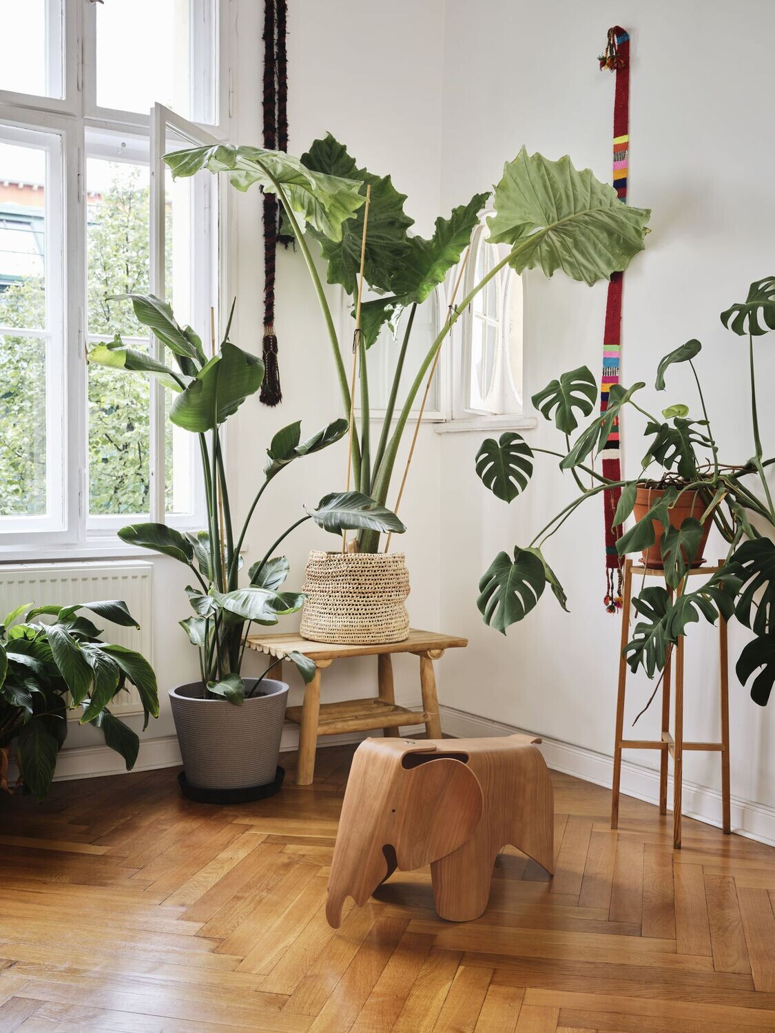 Vitra Eames Elephant (Plywood)