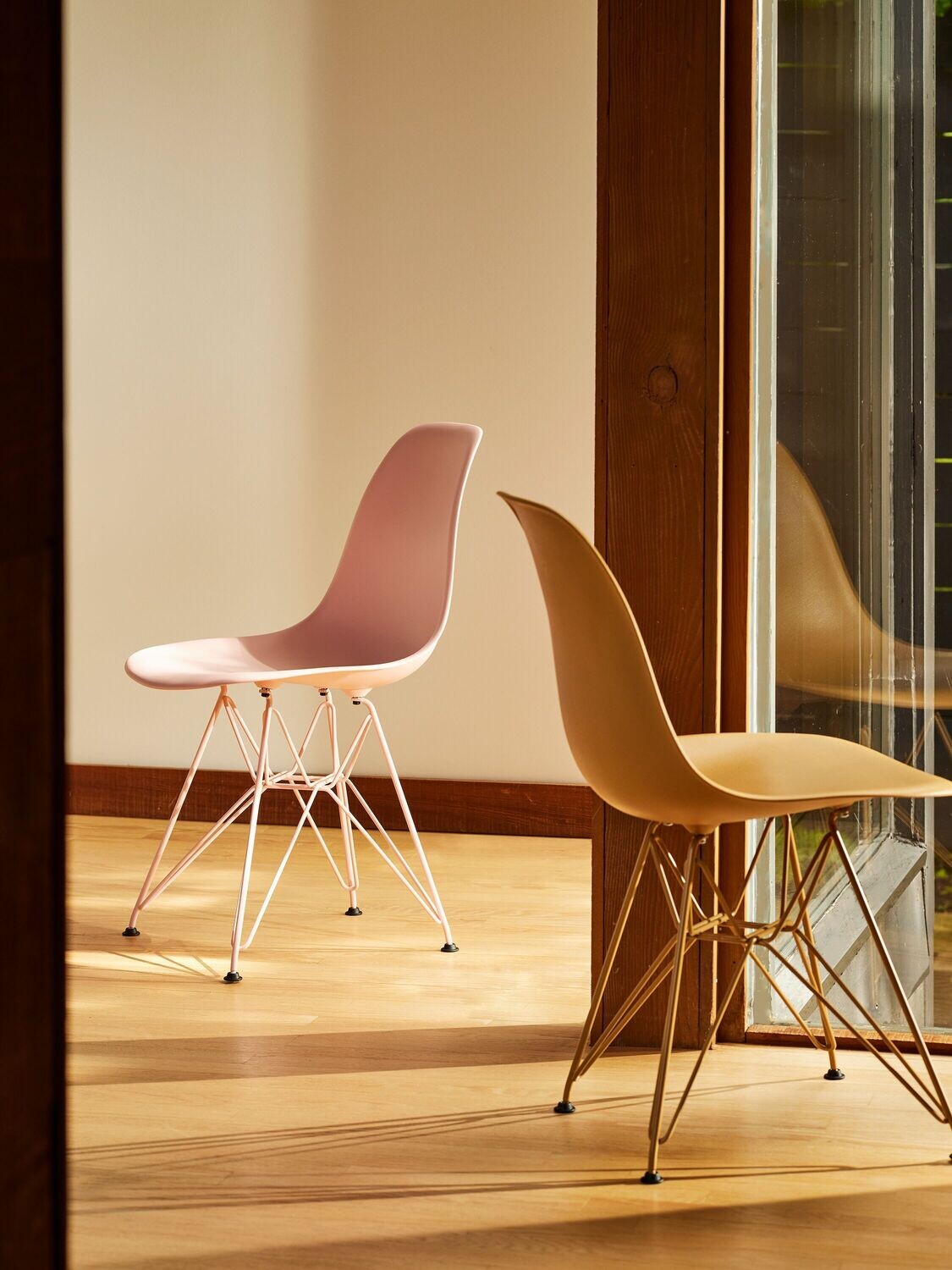 Herman Miller X HAY Eames Molded Plastic Side Chair
