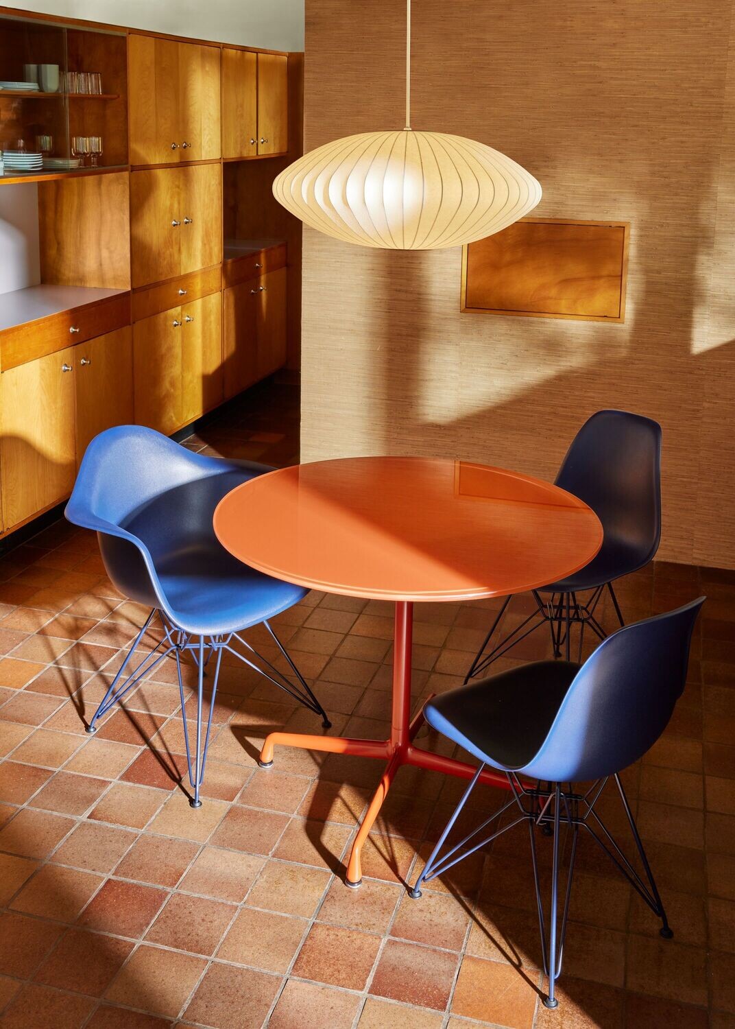 Herman Miller X HAY Eames Dining Table