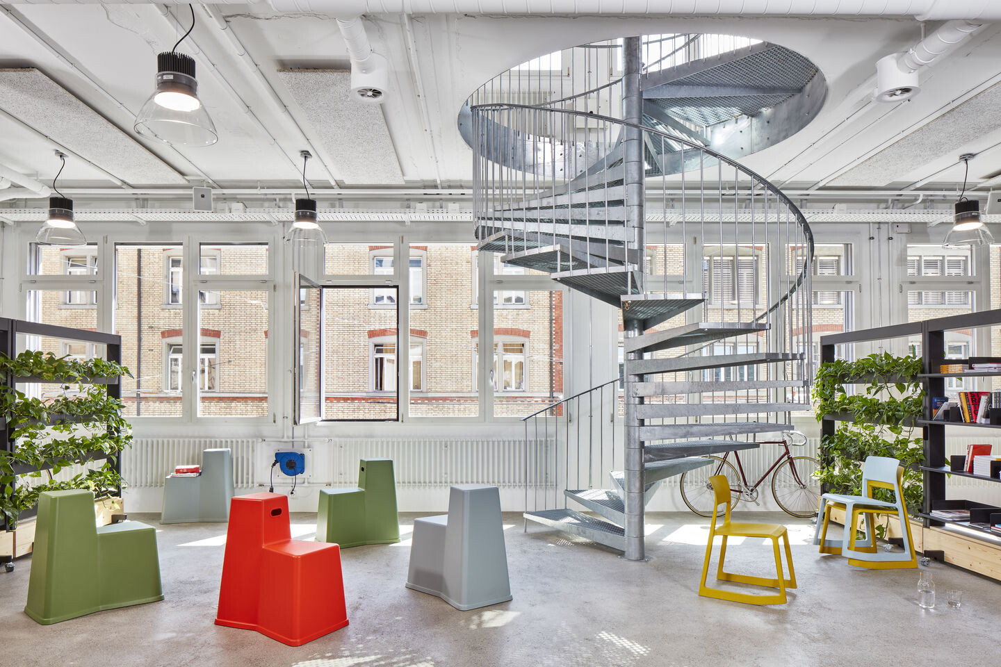 Vitra Stool-Tool