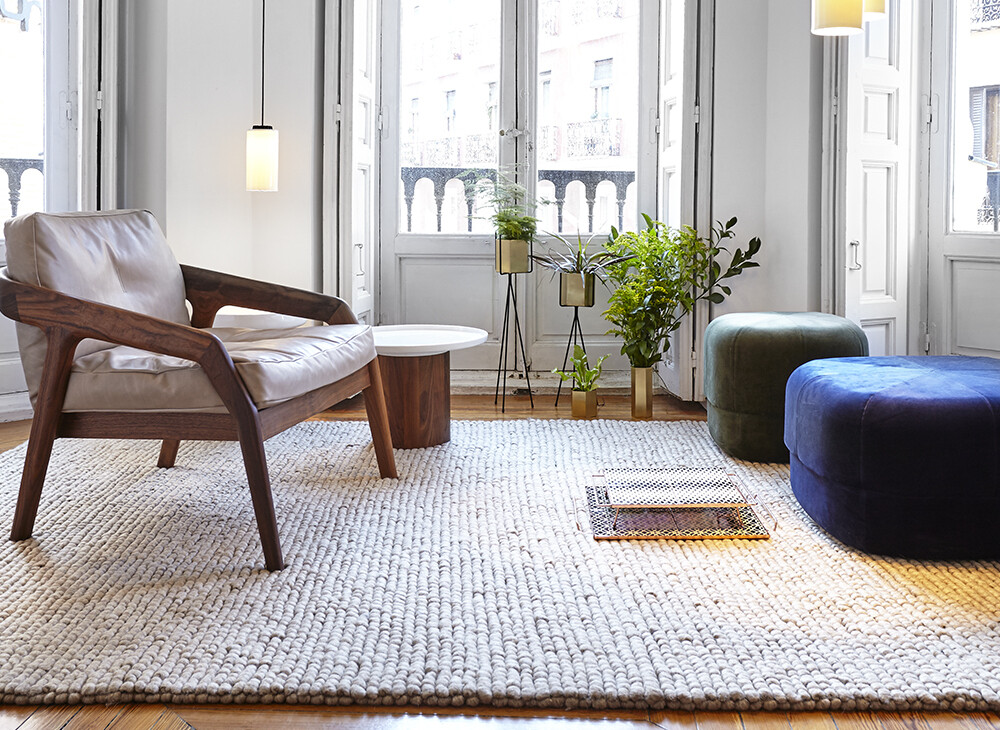 GAN Hoot Rug