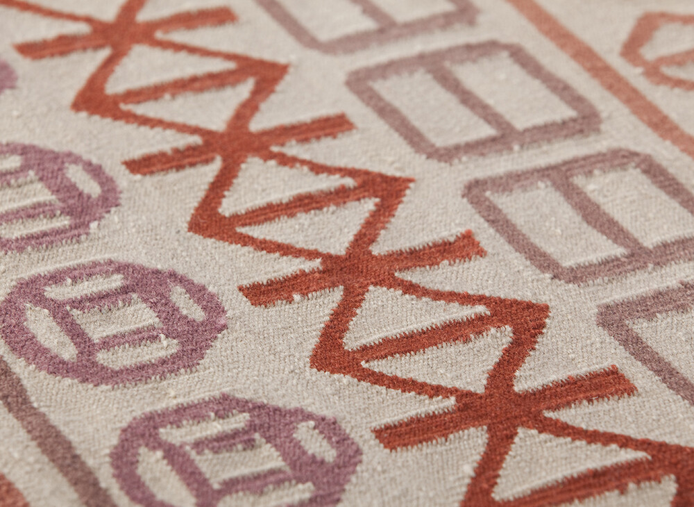 GAN Naidu Rug