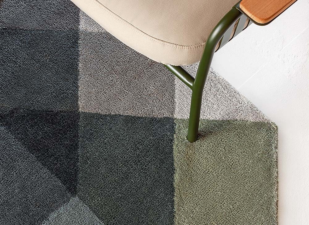 GAN Diamond Rug