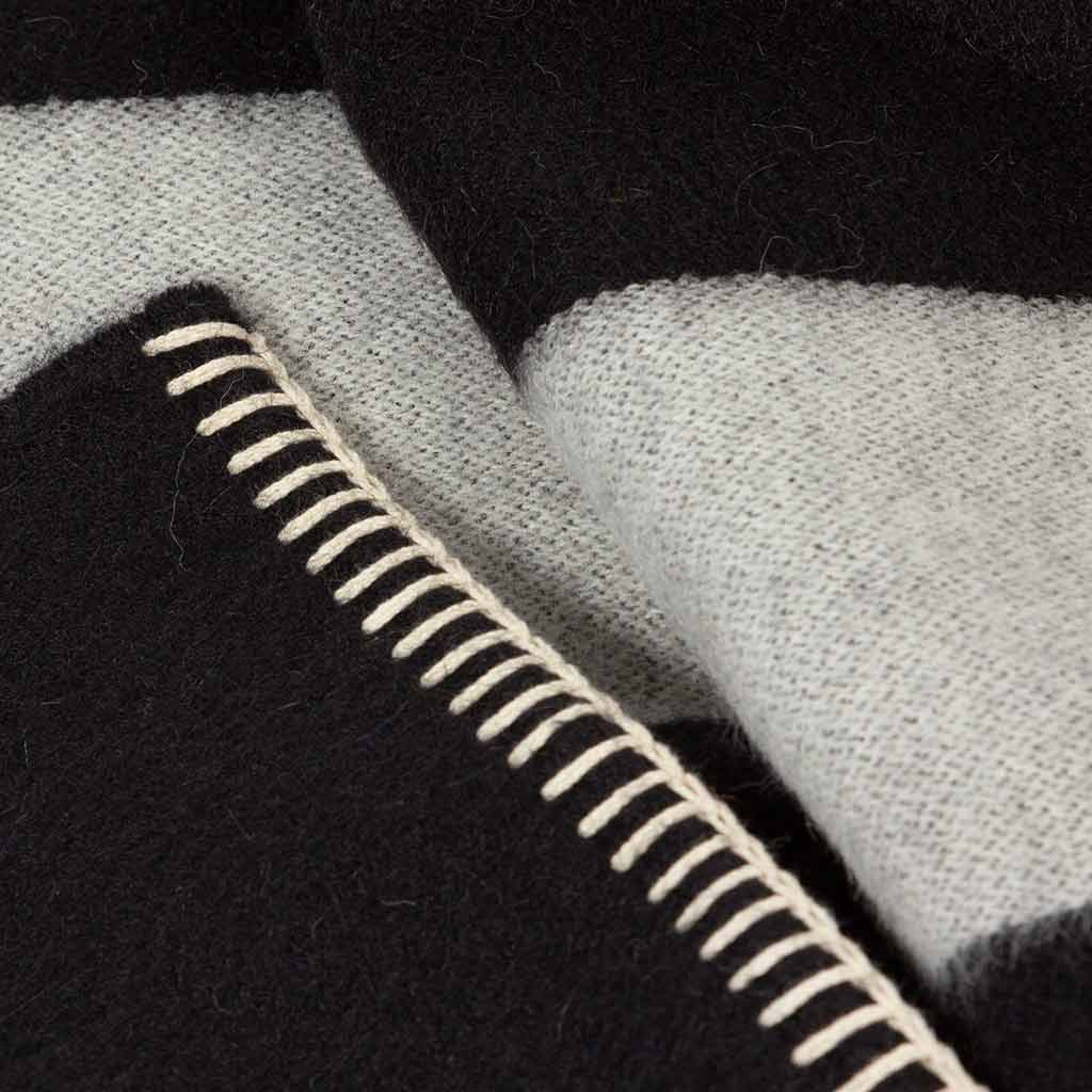 Blacksaw Mason Throw . Zero Dye