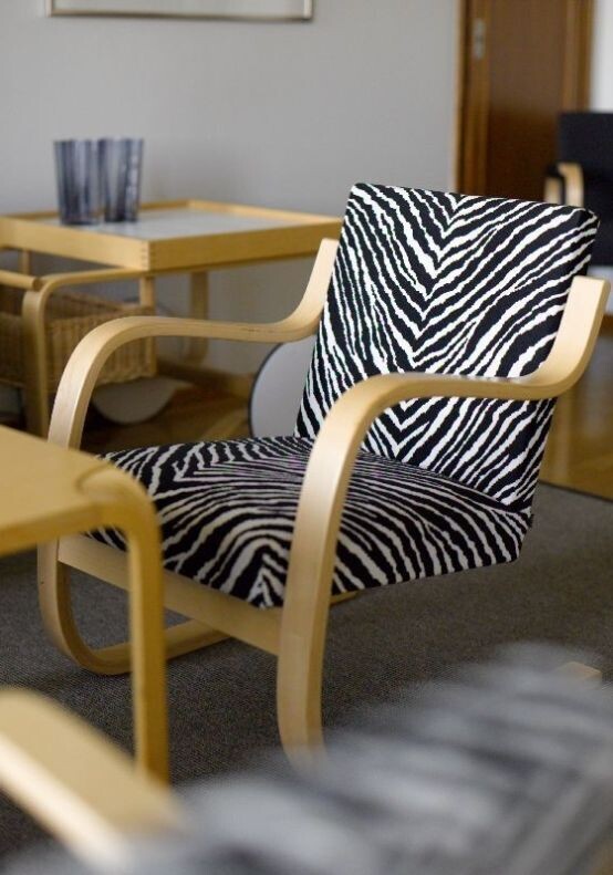 Artek Armchair 402