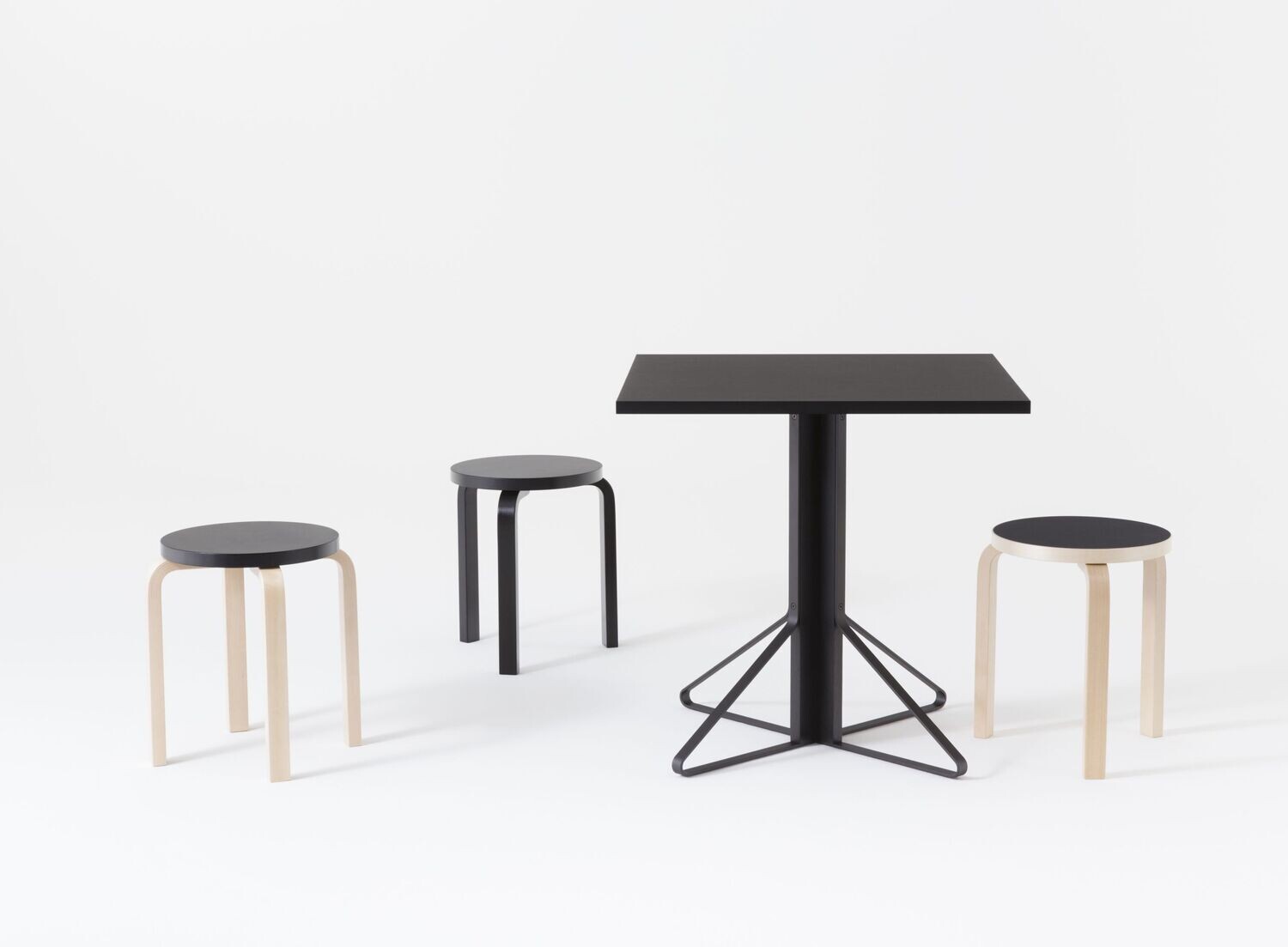 Artek Kaari Table Square