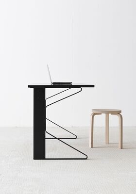 Artek Kaari Desk