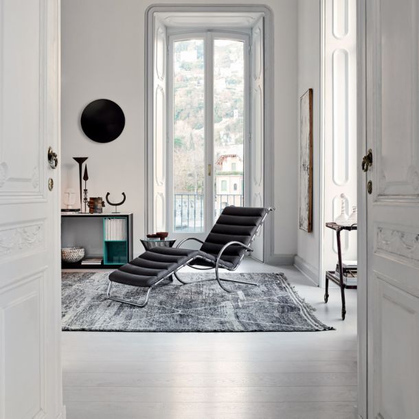 Knoll MR Adjustable Chaise Lounge