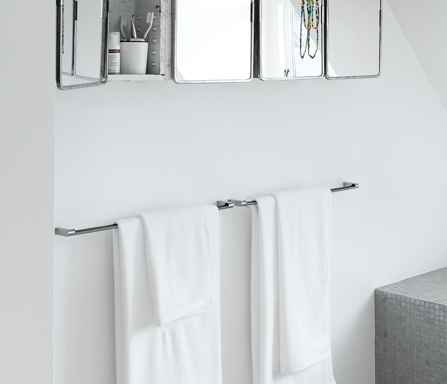 Vipp Towel Bar
