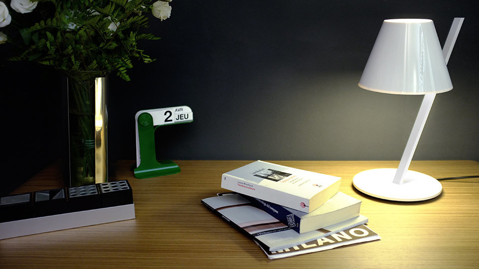 Artemide La Petite Table Lamp