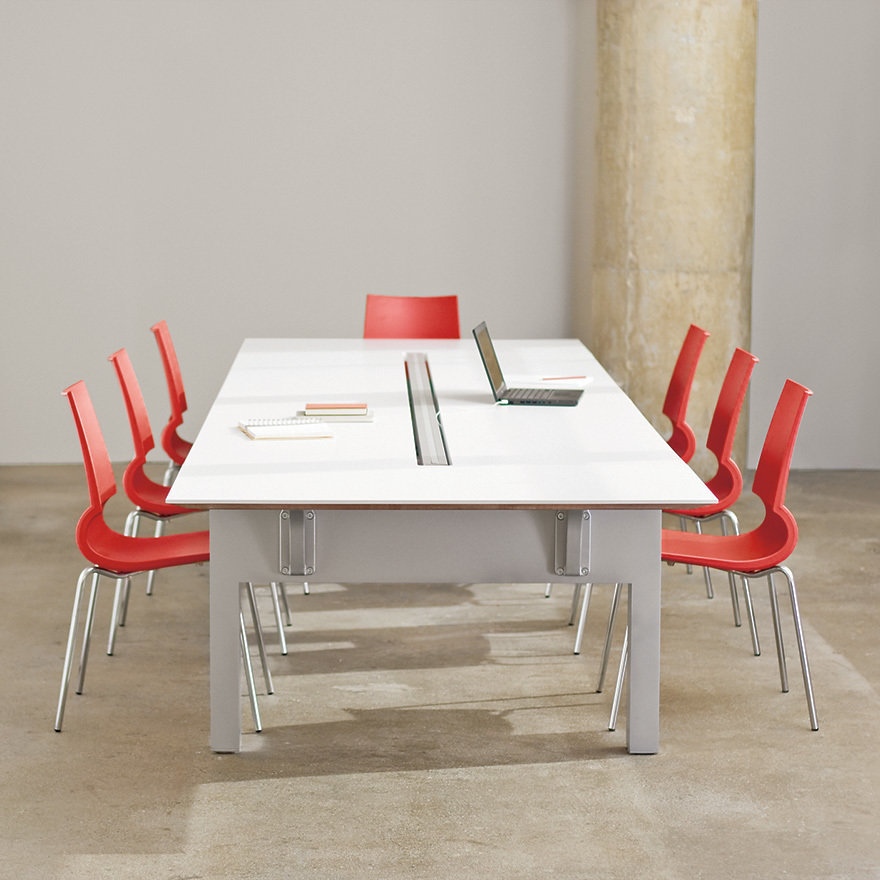 Knoll Gigi® Chair