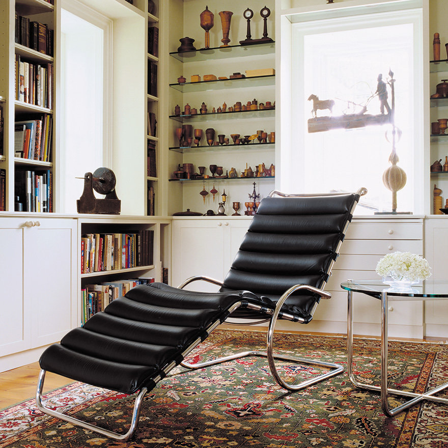 Knoll MR Table