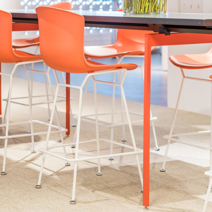 Knoll Bertoia Molded Barstool