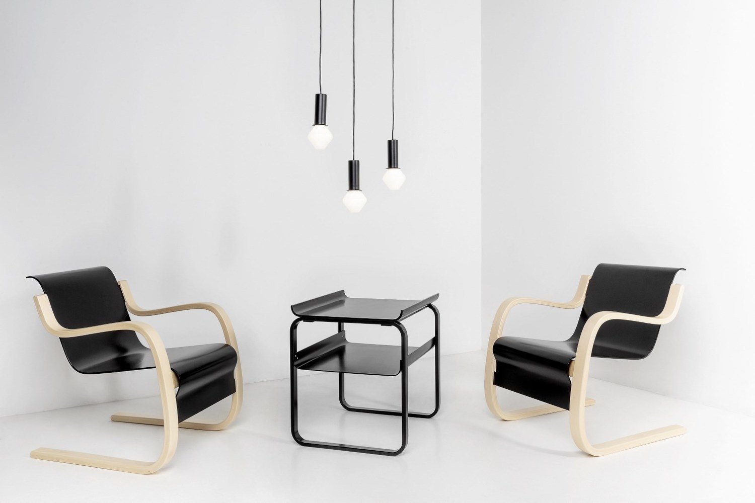 Artek Side Table 915