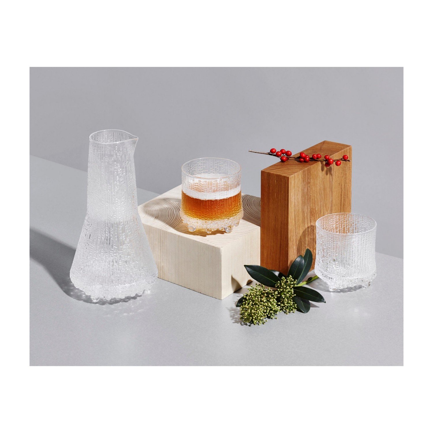 iittala Ultima Thule Tableware