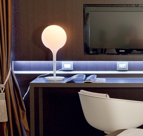 Artemide Castore Table Lamp