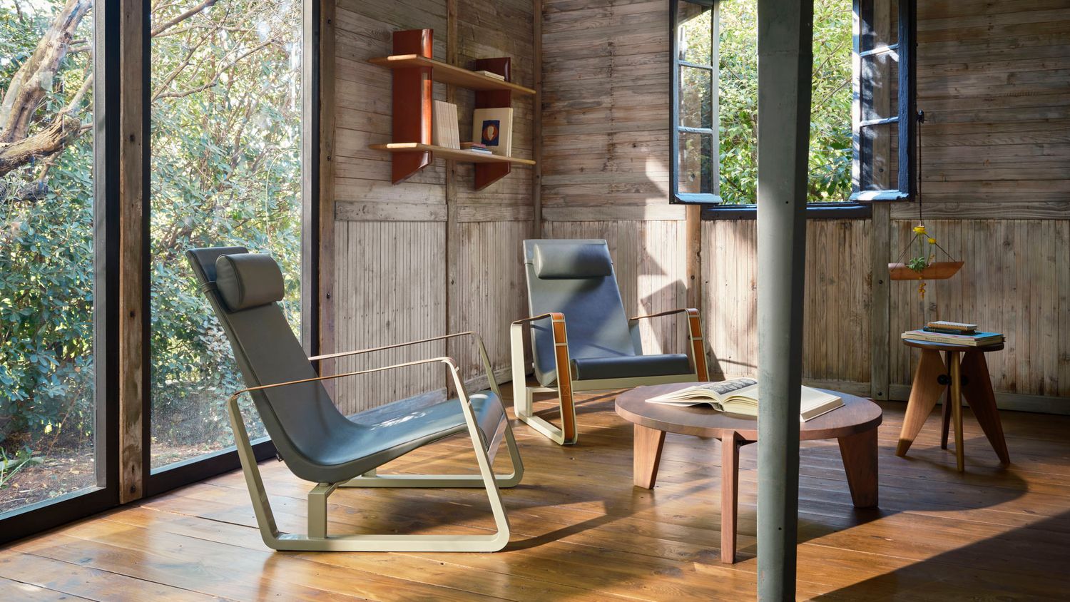 Vitra Cité Lounge Chair