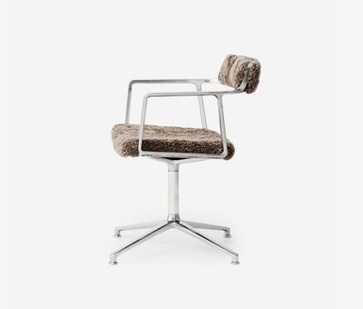 Vipp452 Swivel Curly