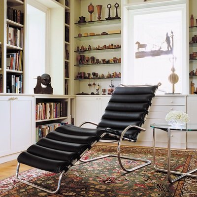 Knoll MR Table
