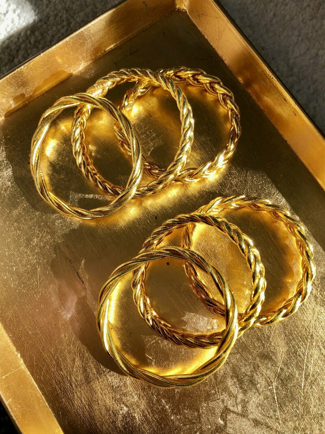 Jonc de temples bouddhistes torsadé - Gold