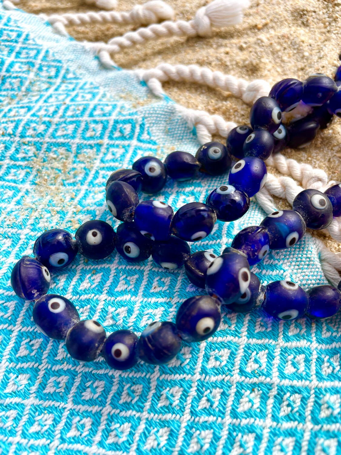 Collier ancien perles de négoce - Oeil