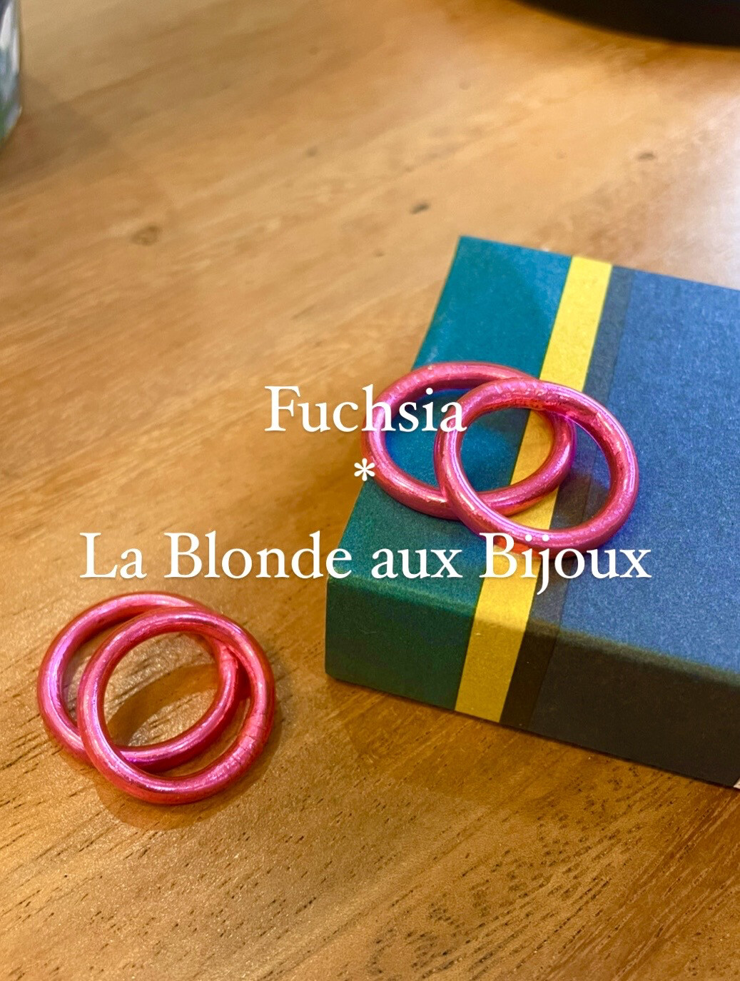 Bague bouddhiste Fuchsia