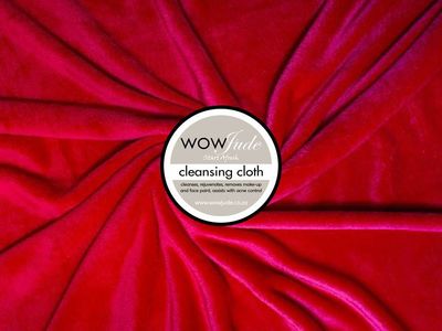 WOW Cleansing Cloth 30 x 30cm
