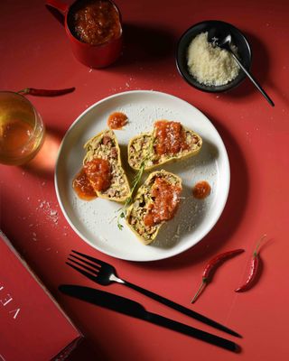 Chorizo, Zucchini &amp; Ricotta with a Chilli Napoletana Sauce - 1kg