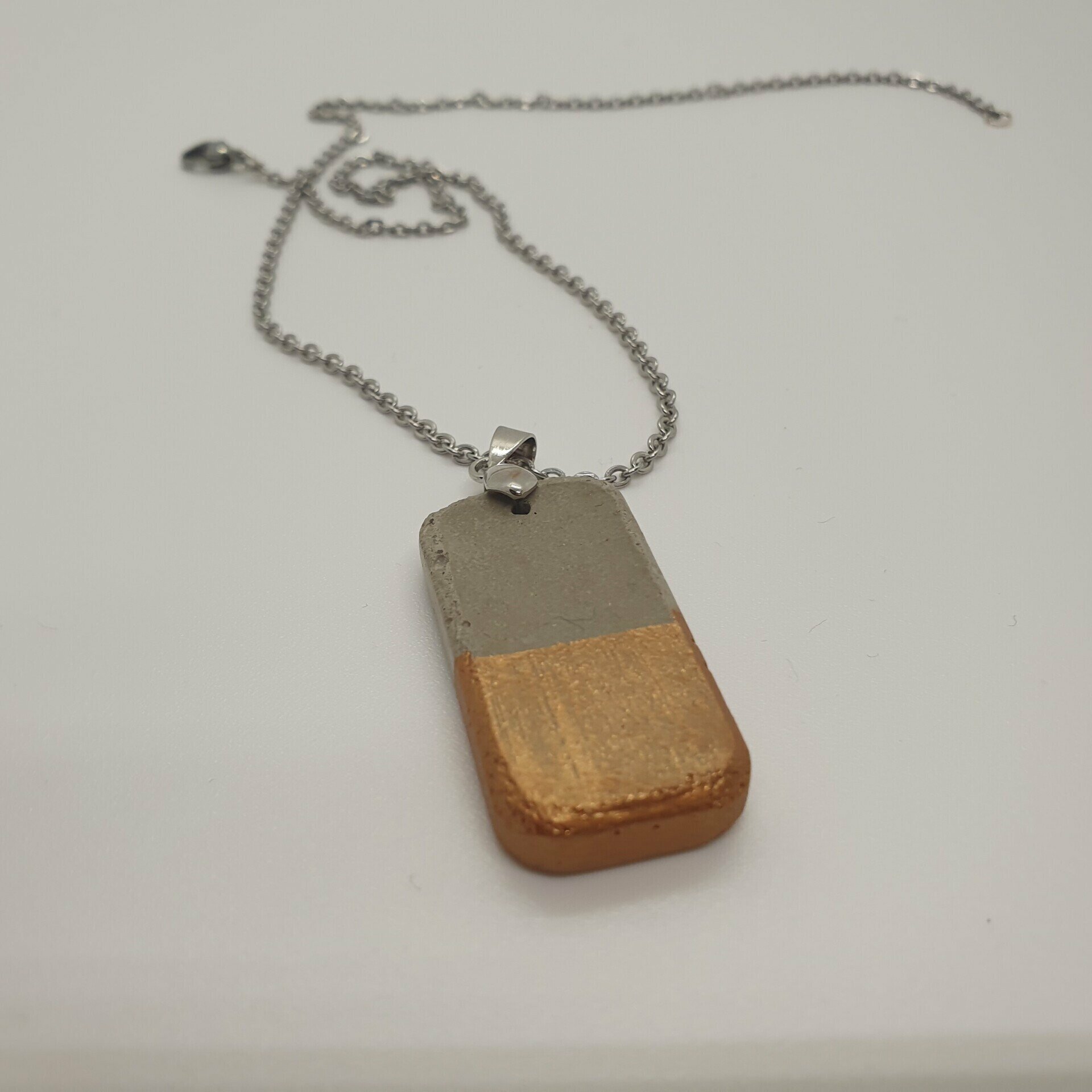Beton Schmuck Halskette rechteckig grau kupfer