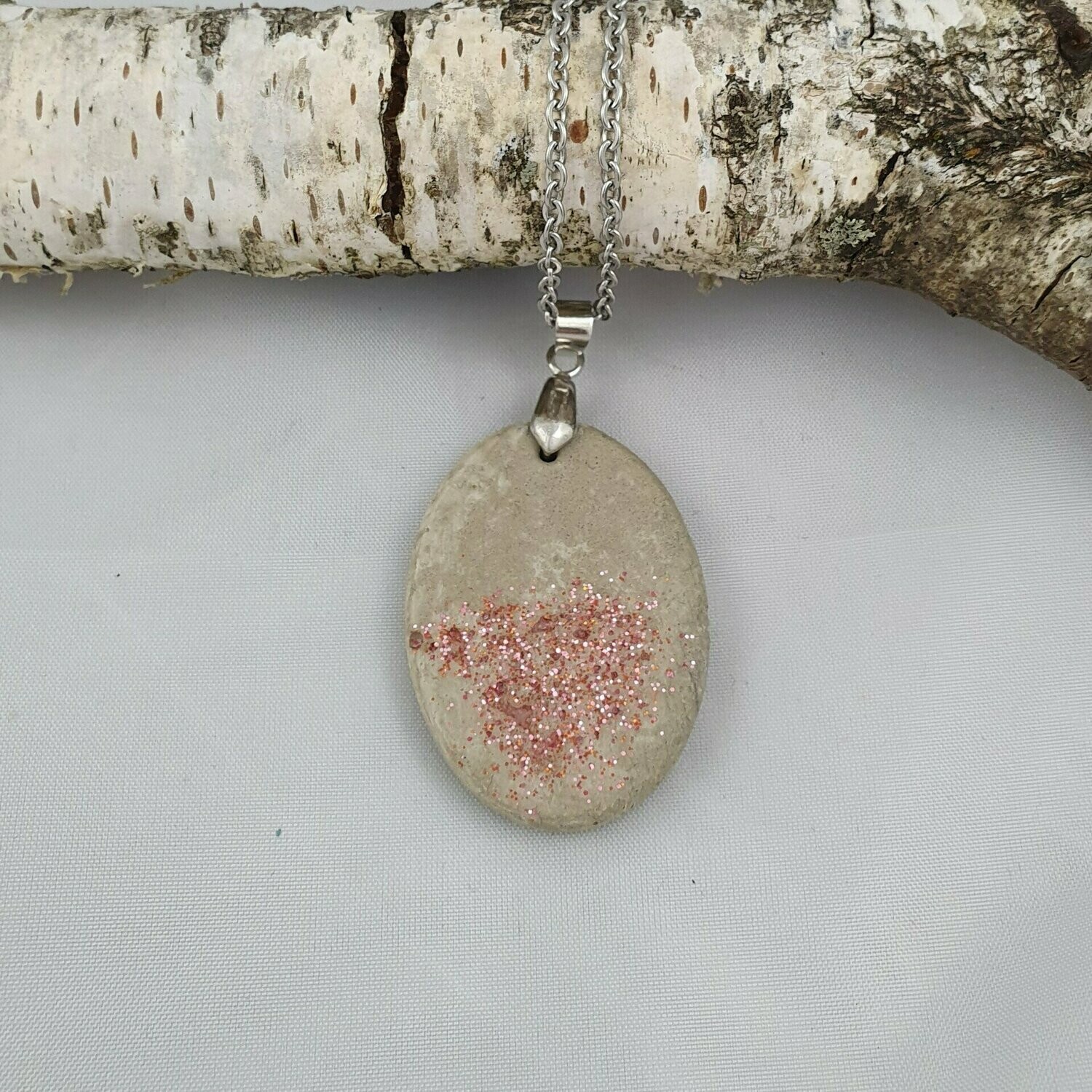 Beton Schmuck Halskette oval grau rosa