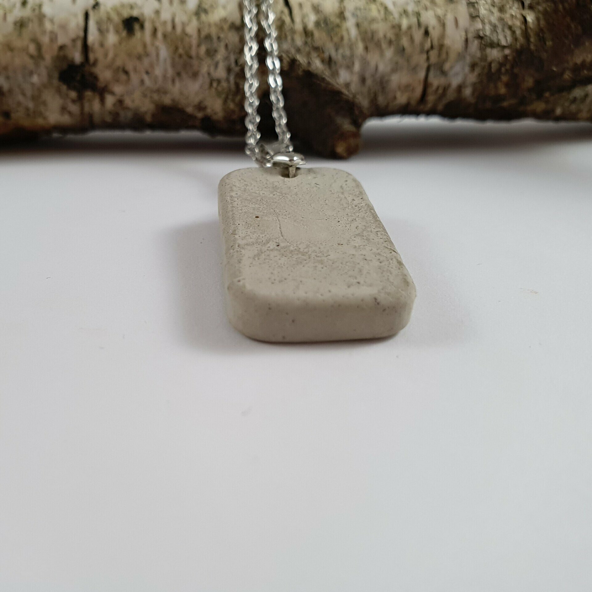 Beton Schmuck Halskette rechteckig grau pur
