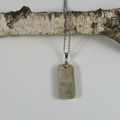 Beton Schmuck Halskette rechteckig grau silber Beton Schmuck Halskette rechteckig grau silber